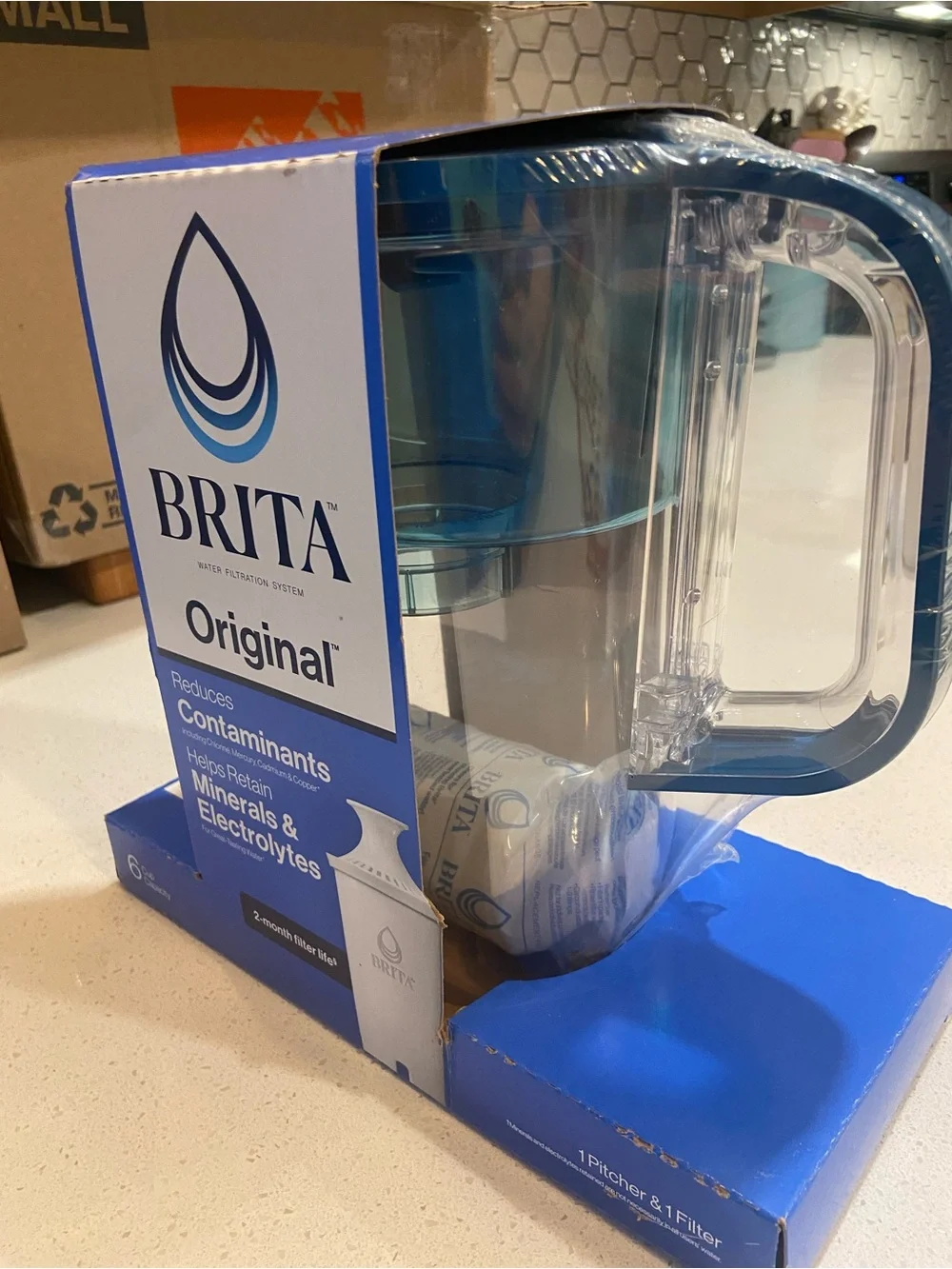 BRITA Original Water Filter Pitcher in Clear/Blue